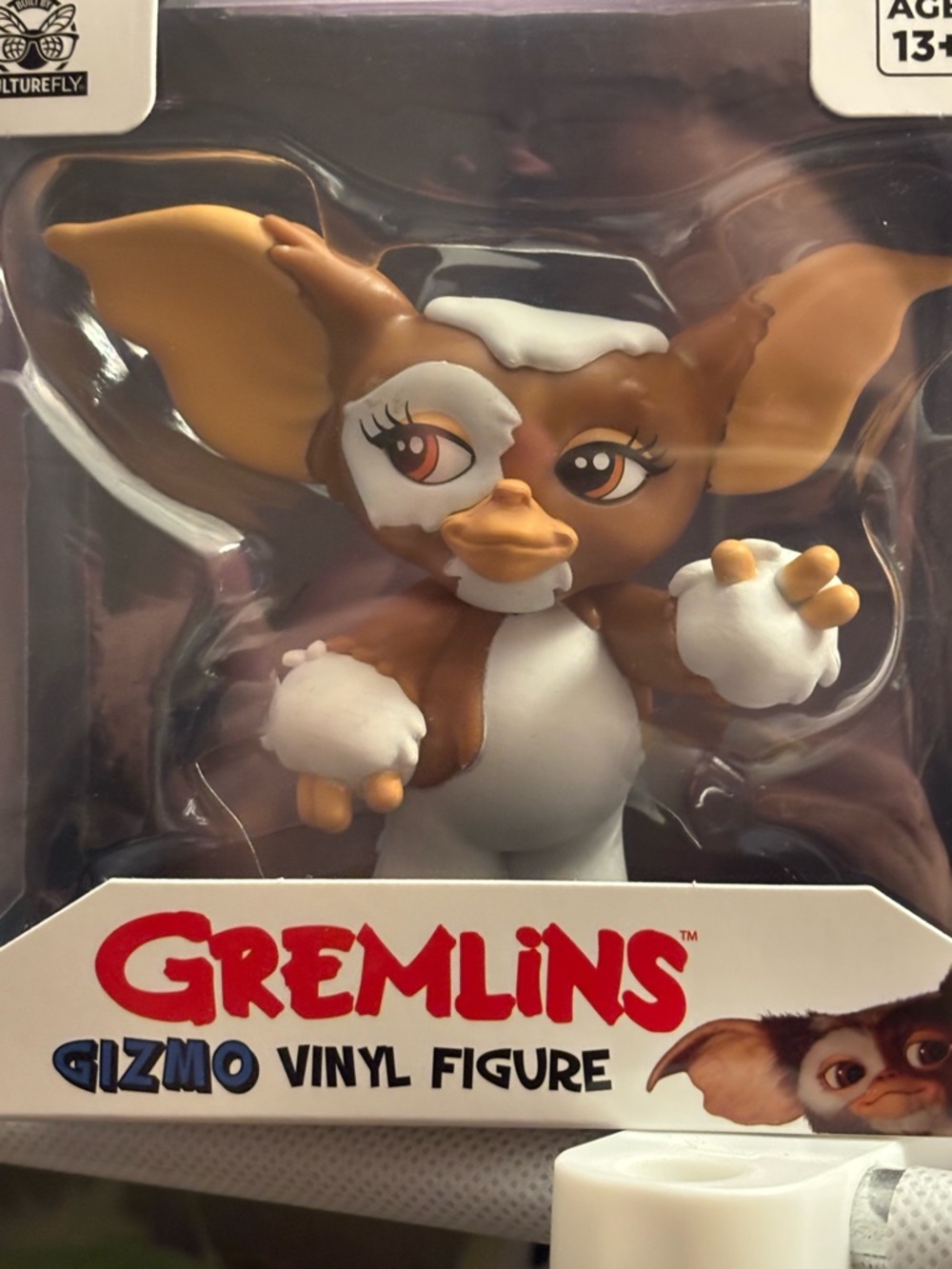 Gremlins Gizmo Vinyl NIB - Picture 2 of 3